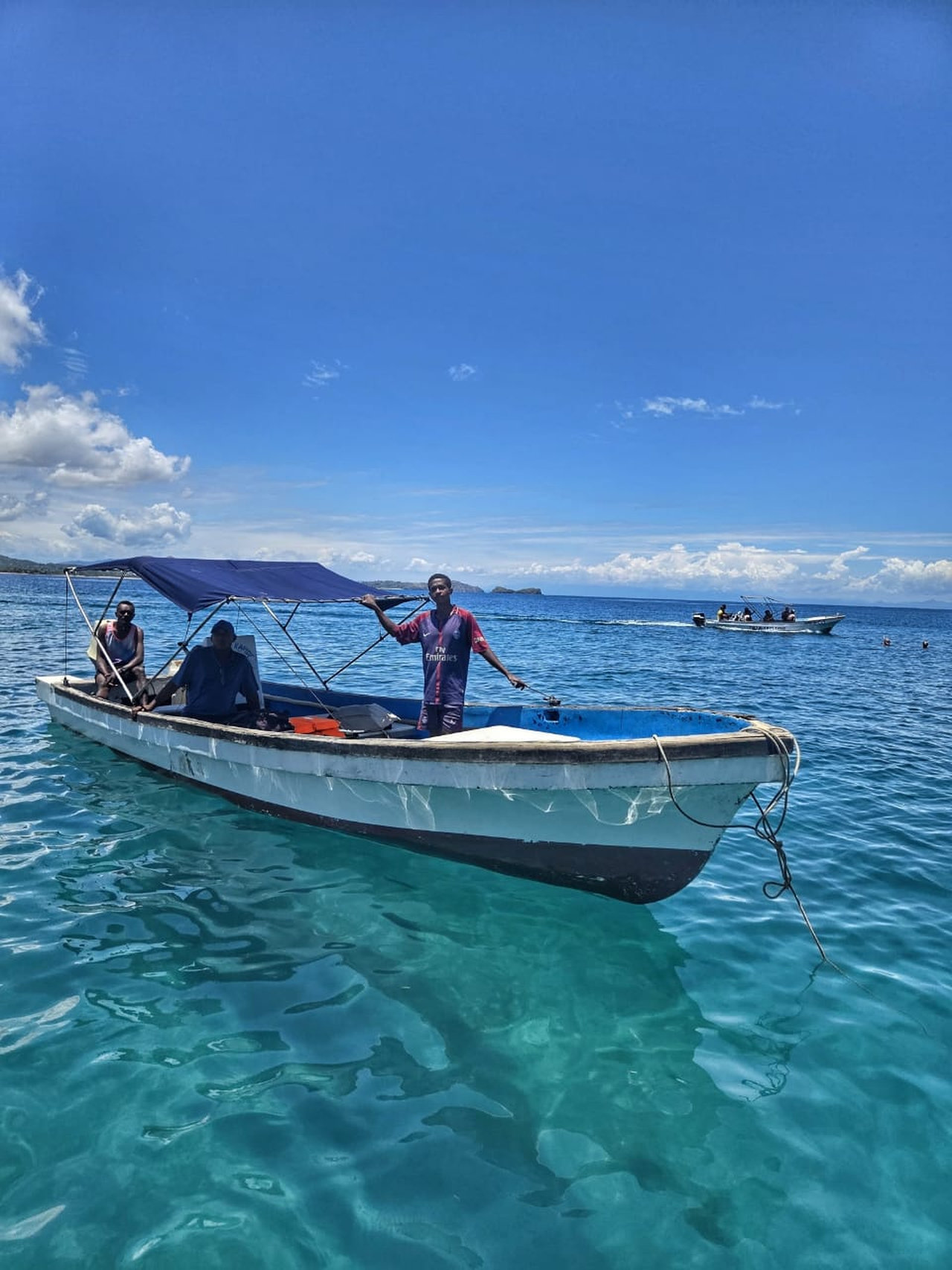 victorio mada tours photo voayge guide touristique nosybe 24